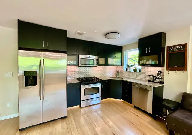 Listing Photo 4 - Condo for sale in building located at 702 Ocean Pkwy, New York, NY 11230 - Unit #2A