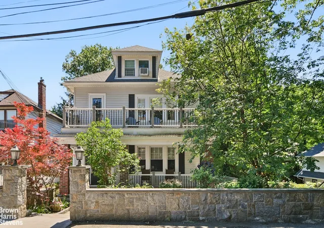 1st image of 5612 Delafield Ave, Bronx, NY 10471 | MLS# RLS20096831
