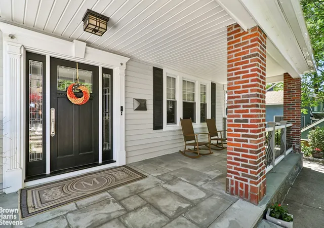2nd image of 5612 Delafield Ave, Bronx, NY 10471 | MLS# RLS20096831