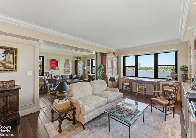 1st image of 11 Riverside Dr, New York, NY 10023