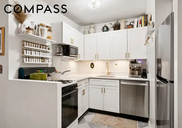 3rd image of 44 E 12Th St #7E, New York, NY 10003 | MLS# RLS20095710