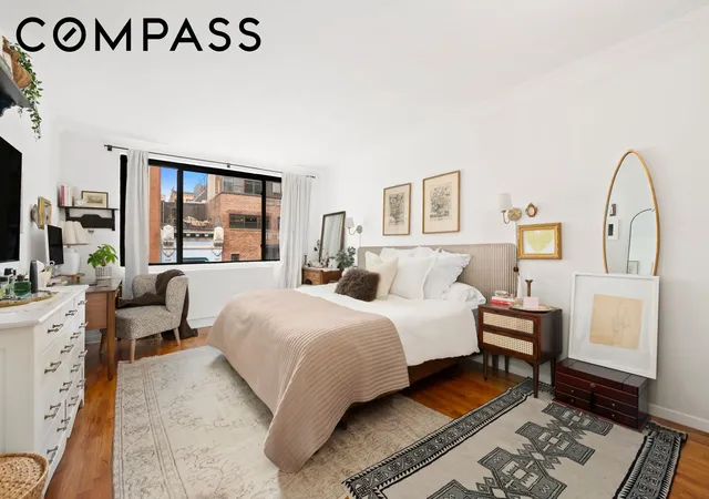 4th image of 44 E 12Th St #7E, New York, NY 10003 | MLS# RLS20095710