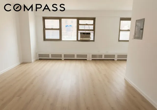 3rd image of 215 Adams St, New York, NY 11201