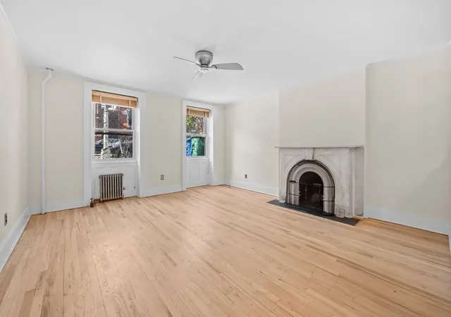 Photo 2 of Sale Pending at 113 Carroll St #1, New York City, NY 11231 | MLS# RLS20097069 | Listing updated on 2026-08-04