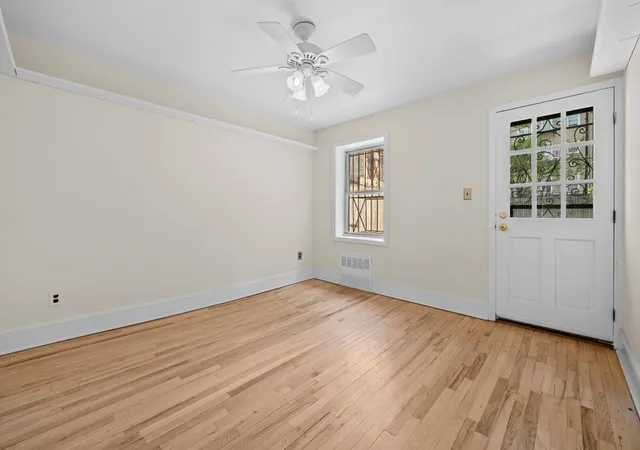 Listing Photo 5 - Condo for sale in building located at 113 Carroll St, New York City, NY 11231 - Unit #1