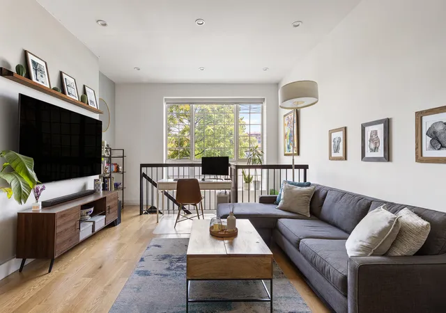 2nd image of 5 30 47th Ave #1A, Long Island City, NY 11101 | MLS# RLS20097086