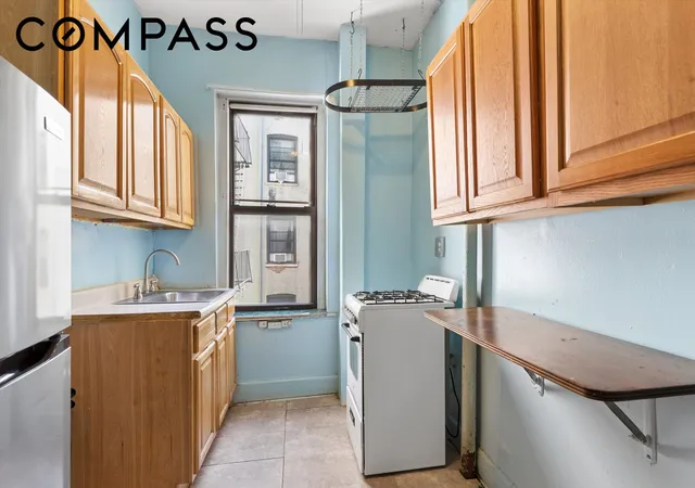 4th image of 15 Fort Washington Ave #4E, New York, NY 10032 | MLS# RLS20097088