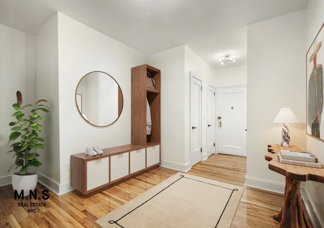 3rd image of 800 E 17Th St, New York City, NY 11230