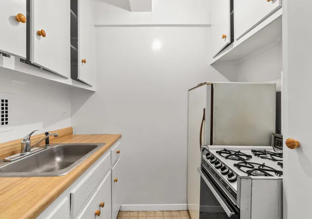 5th image of 120 E 36Th St #3F, New York, NY 10016 | MLS# RLS20097232