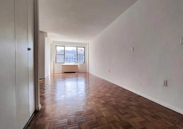 4th image of 70-20 108Th St #9O, Forest Hills, NY 11375 | MLS# RLS20097302
