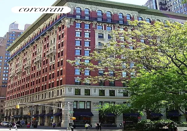 2nd image of 225 5Th Ave, New York City, NY 10010
