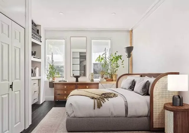 Photo 4 of Single family home for sale at 362 W 30th Street, New York, NY 10001 | MLS# RLS20097387 | Listing updated on 2026-06-13