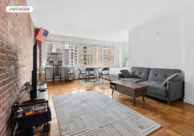 1st image of 155 E 34Th St #9V, New York City, NY 10016 | MLS# RLS20097410