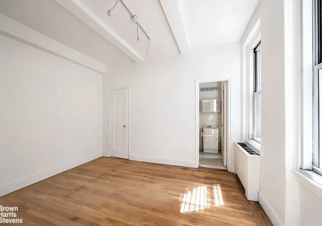 Photo 4 of House for sale at 325 W 45th Street #108, New York, NY 10036 | MLS# RLS20097457 | Listing updated on 2026-06-21