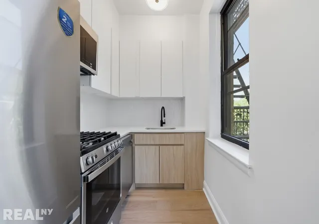 Photo 3 of Sale Pending at 660 Riverside Dr #3J, New York, NY 10031 | MLS# RLS20097479 | Listing updated on 2026-07-29