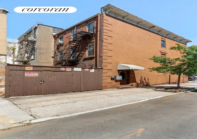Photo 3 of Townhouse for sale at 122 2nd Street, Brooklyn, NY 11231 | MLS# RLS20089228 | Listing updated on 2026-07-17
