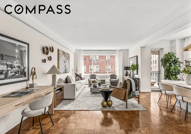 Listing Photo 4 - Condo for sale in building located at 45 E End Ave, New York City, NY 10028 - Unit #11F