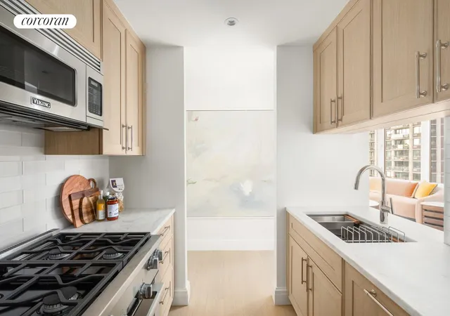 Photo 4 of Sale Pending at 400 E 84th Street #14A, New York, NY 10028 | MLS# RLS20097499 | Listing updated on 2026-06-12