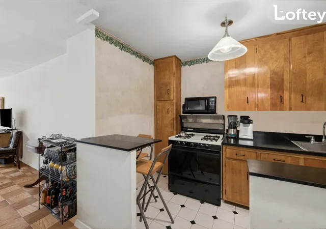3rd image of 130 E 18Th St #11K, New York, NY 10003 | MLS# RLS20097515