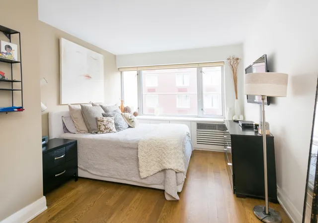 4th image of 211 E 51St St #6AB, New York City, NY 10022 | MLS# RLS20097548