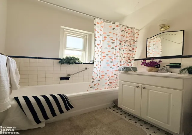 5th image of 85-10 34Th Ave #421, Jackson Heights, NY 11372 | MLS# RLS20097559
