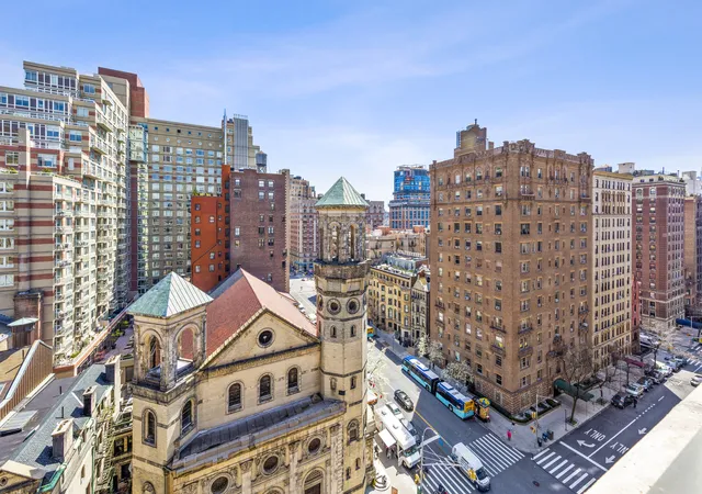 4th image of 545 W End Ave, New York City, NY 10024