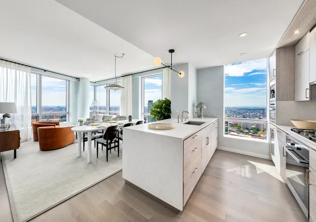 1st image of 1 City Pt #59E, Brooklyn, NY 11201 | MLS# RLS20097731