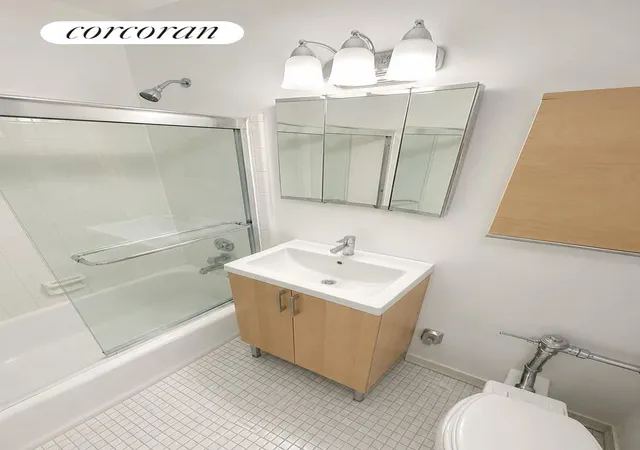 Homes for sale in New York City, NY | 205 E 89Th St, New York City, NY 10128