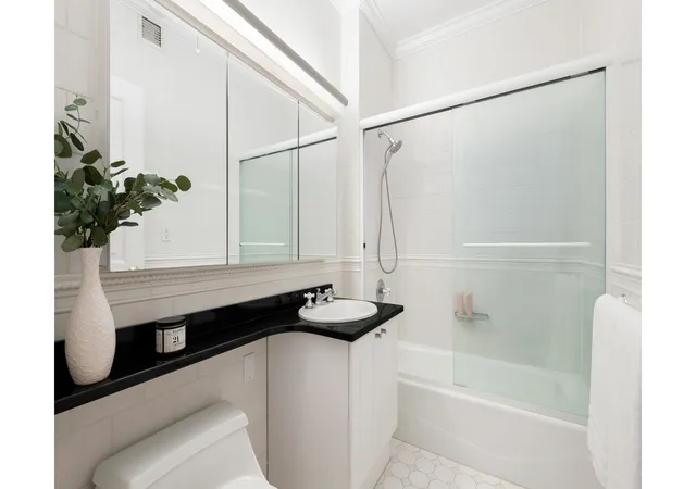 Photo 4 of House for sale at 350 E 82nd Street #2G, New York City, NY 10028 | MLS# RLS20097773 | Listing updated on 2026-07-29