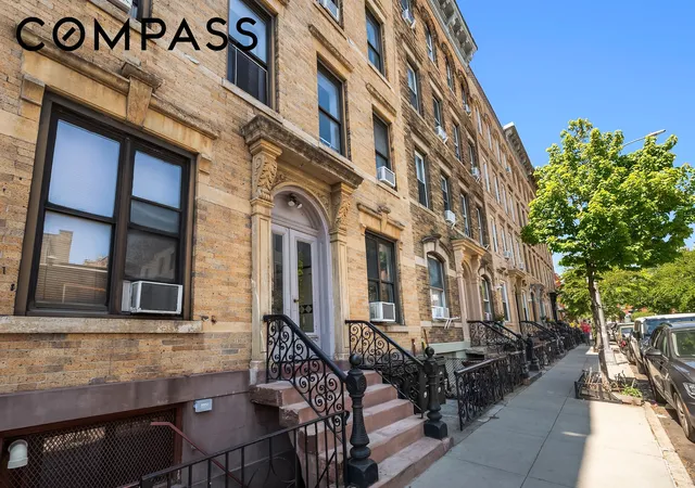 2nd image of 19 Clifford Pl, Brooklyn, NY 11222 | MLS# RLS20093926