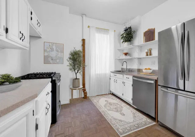 Homes for sale in New York, NY | 565 W 169Th St, New York, NY 10032