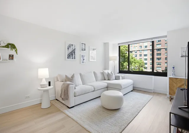 Photo 2 of Sale Pending at 200 Rector Pl #4U, New York, NY 10280 | MLS# RLS20097815 | Listing updated on 2026-07-17