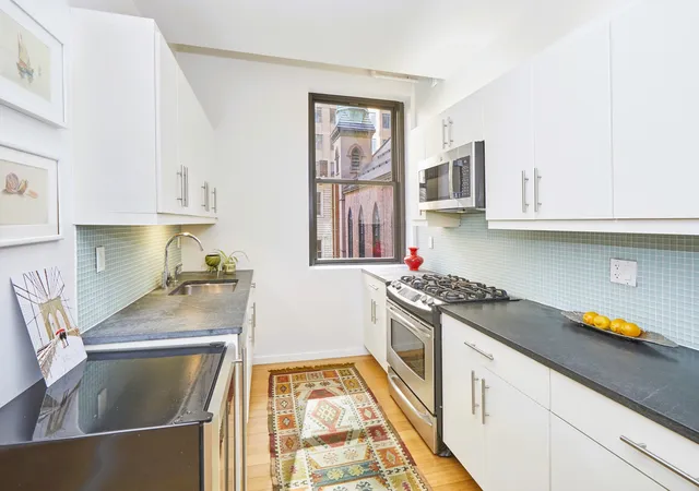 Photo 4 of Sale Pending at 365 Bridge St #2P, Brooklyn, NY 11201 | MLS# RLS20097837 | Listing updated on 2026-07-09