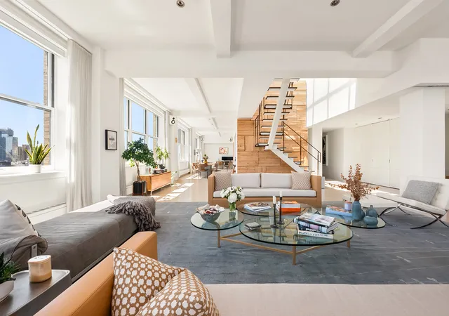 Listing Photo 2 - Condo for sale in building located at 161 Grand St, New York City, NY 10013 - Unit #PHA