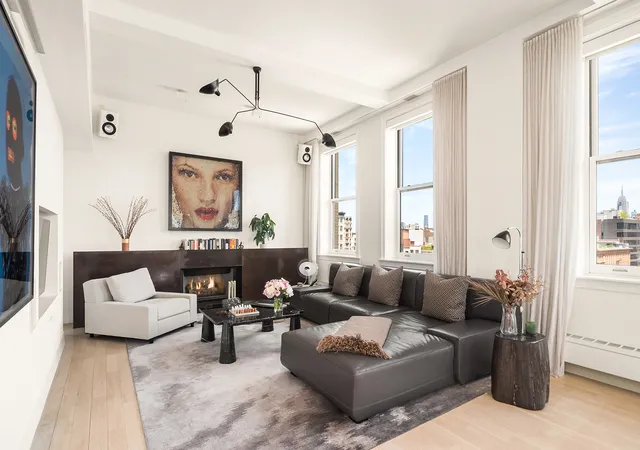 Listing Photo 5 - Condo for sale in building located at 161 Grand St, New York City, NY 10013 - Unit #PHA