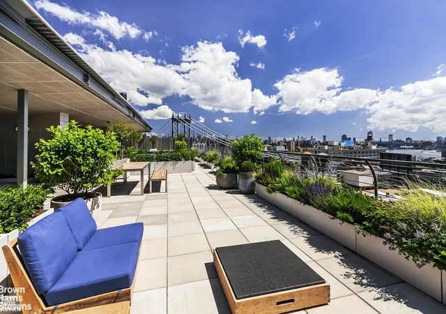 Homes for sale in New York City, NY | 70 Washington Street, New York City, NY 11201 | Houzeo