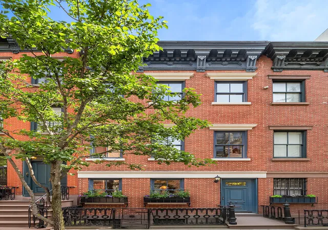 1st image of 264 W 12th St, New York, NY 10014 | MLS# RLS20097912
