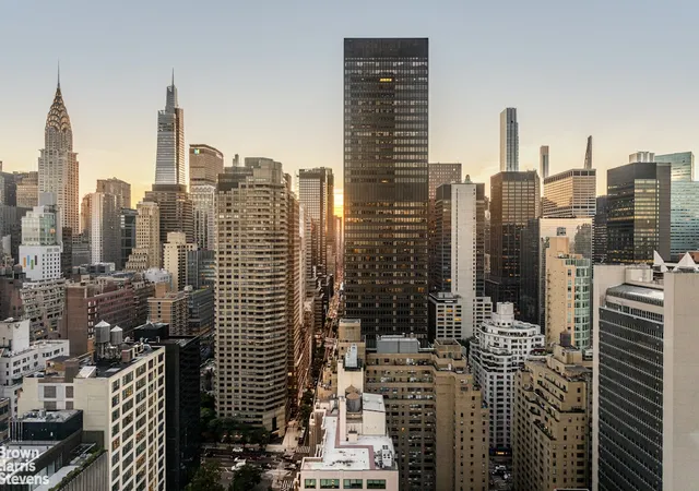 Photo 3 of Condo for sale at 845 United Nations Plz #37C, New York, NY 10017 | MLS# RLS20097925 | Listing updated on 2026-06-15