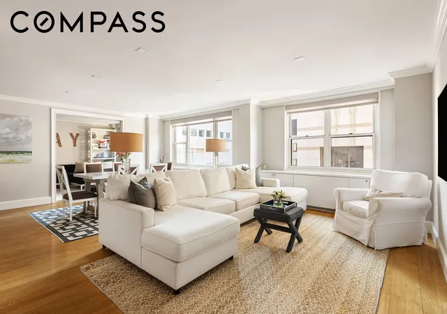 3rd image of 165 W 66Th St, New York City, NY 10023