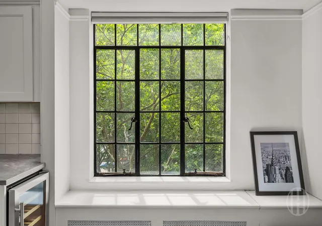 Photo 3 of Sale Pending at 320 E 42nd Street #718, New York, NY 10017 | MLS# RLS20098023 | Listing updated on 2026-07-22