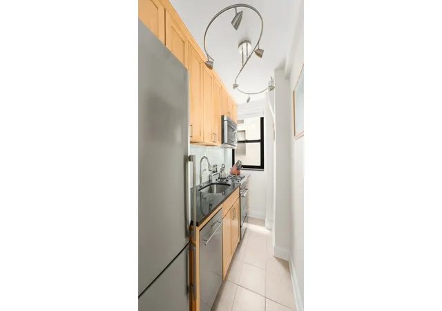 3rd image of 235 E 73Rd St #2H, New York City, NY 10021 | MLS# RLS20098052