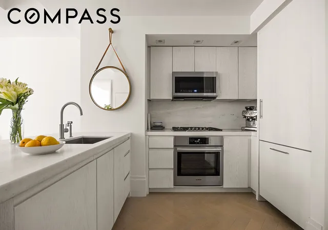 Photo 3 of Condo for sale at 101 Wall St #12A, New York, NY 10005 | MLS# RLS20095582 | Listing updated on 2026-07-25
