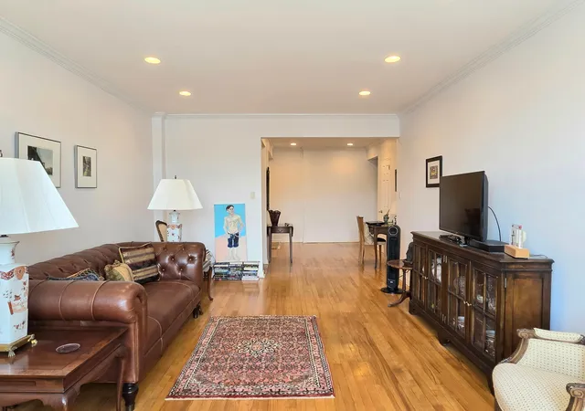 3rd image of 9801 Shore Rd, New York, NY 11209