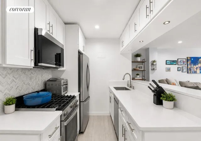 Photo 4 of Sale Pending at 209 E 56th Street #7G, New York City, NY 10022 | MLS# RLS20098082 | Listing updated on 2026-09-01