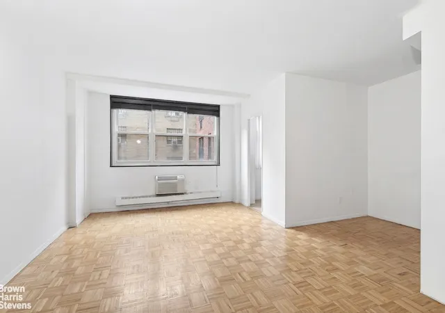 2nd image of 63 E 9Th St, New York City, NY 10003