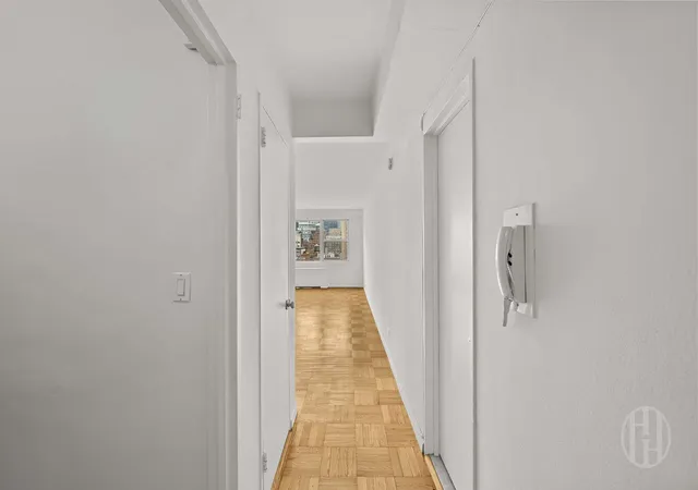 Photo 4 of House for sale at 155 E 34th Street #17C, New York, NY 10016 | MLS# RLS20098228 | Listing updated on 2026-06-16