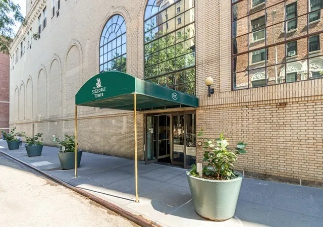 2nd image of 111 Hicks St, Brooklyn, NY 11201
