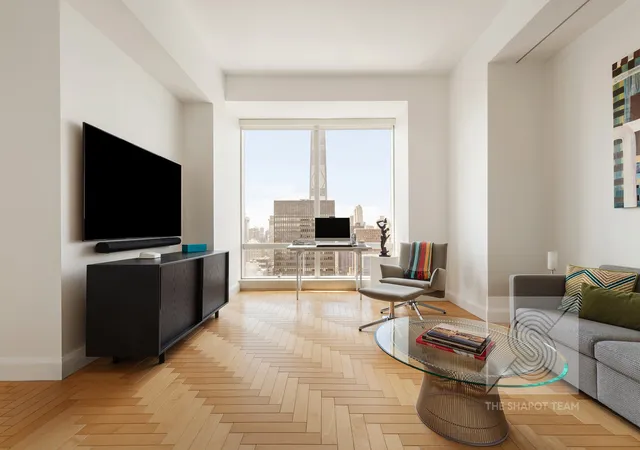 4th image of 845 United Nations Plz #61D, New York, NY 10017 | MLS# RLS20098391
