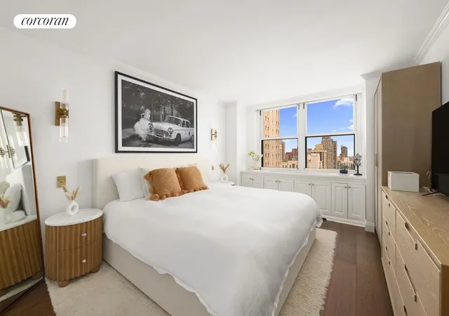 Photo 4 of House for sale at 301 E 79th Street #32H, New York, NY 10075 | MLS# RLS20098499 | Listing updated on 2026-06-21