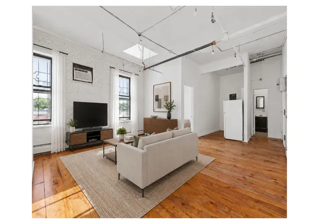 Photo 1 of Single family home for sale at 17 Thames St, Brooklyn, NY 11206 | MLS# RLS20098505 | Listing updated on 2026-06-25